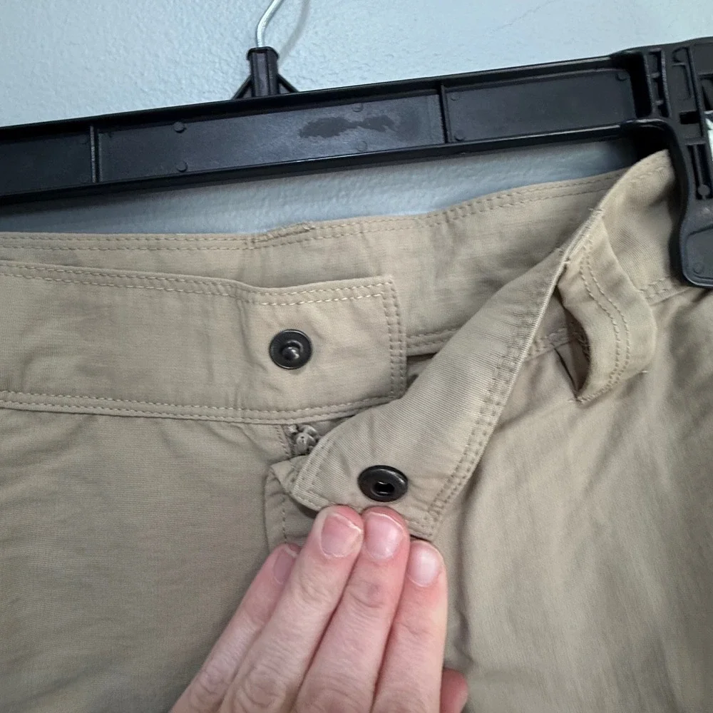 The North Face Mens Khaki Nylon Hiking Shorts Tan Outdoor Trail Size 36